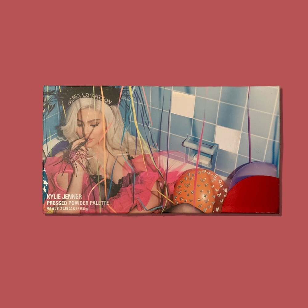 Kylie Cosmetics - Picture 5 of 5